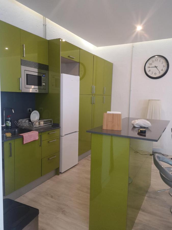 Apartamento Rosa Puerta Del Sol Lägenhet Madrid Exteriör bild