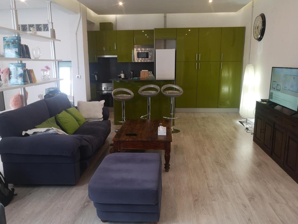 Apartamento Rosa Puerta Del Sol Lägenhet Madrid Exteriör bild