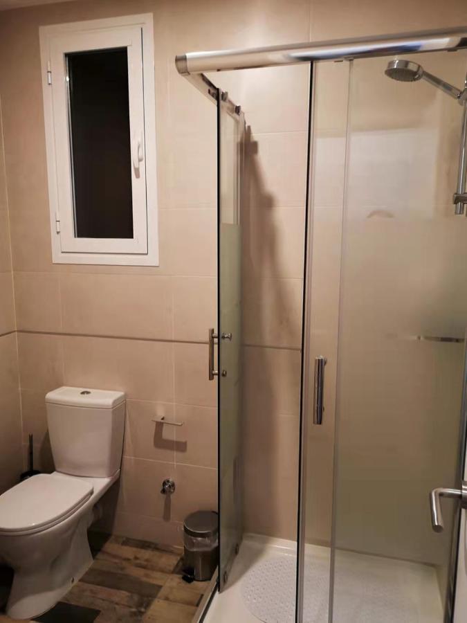 Apartamento Rosa Puerta Del Sol Lägenhet Madrid Exteriör bild